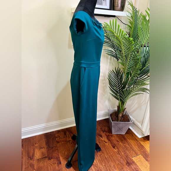 EXPRESS OFF THE SHOULDER GREEN WIDE LEG JUMPSUIT W/ POCKETS MEDIUM - Picture 3 of 7
